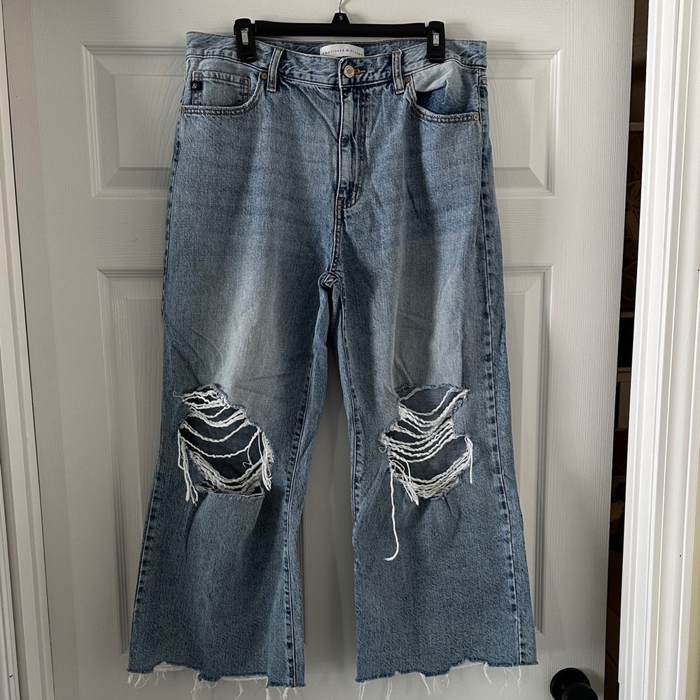 AMPERSAND AVE Light Blue Distressed Wide-Leg Crop Jeans